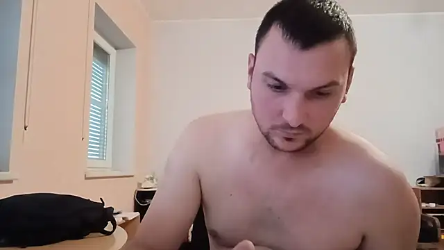 Show modela homass3 na web-kameri