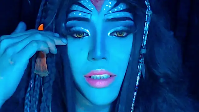 הופעת וובקאם של BLUE_AIVEE69