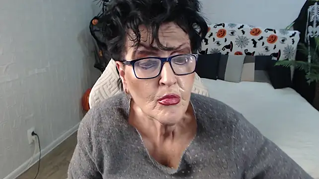 MasterLeila's Live XXX Chat