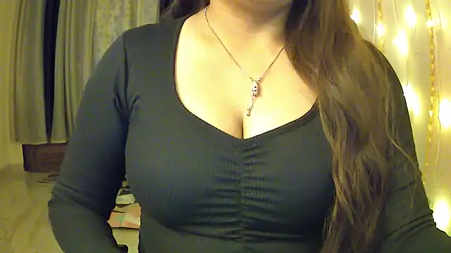 Chat XXX ao vivo de aarya_love