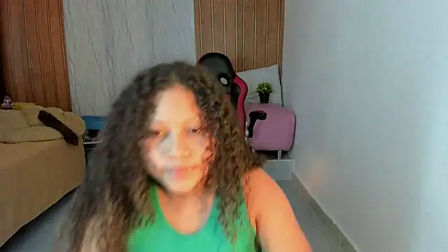 XXX chat uživo modela Lunastar02