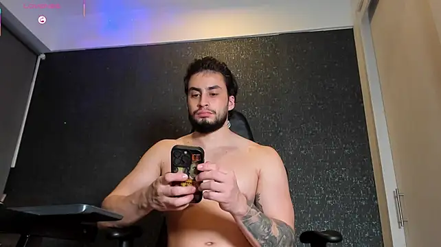 thiagomeneses01n Webbikameraesitys