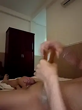 GayBotSG Show in webcam