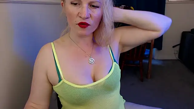 Chat +18 de Scotty_Hottie ao vivo