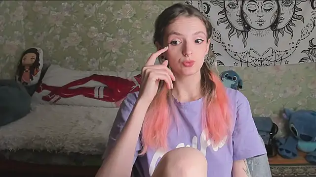 Cutie_Adelia: απευθείας συνομιλία ΧΧΧ