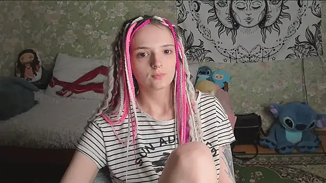 Cutie_Adelia's Live XXX Chat