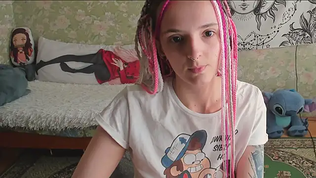 Cutie_Adelia: онлайн-секс-чат