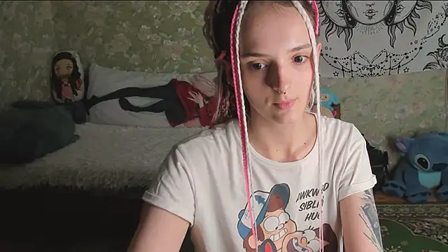 Cutie_Adelia: онлайн-секс-чат