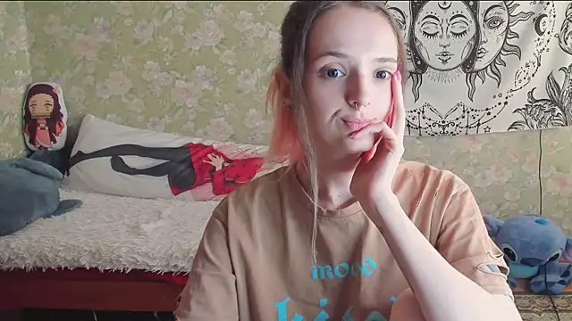 Czat XXX na żywo – Cutie_Adelia