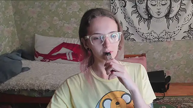 Cutie_Adelia élő XXX-chatje