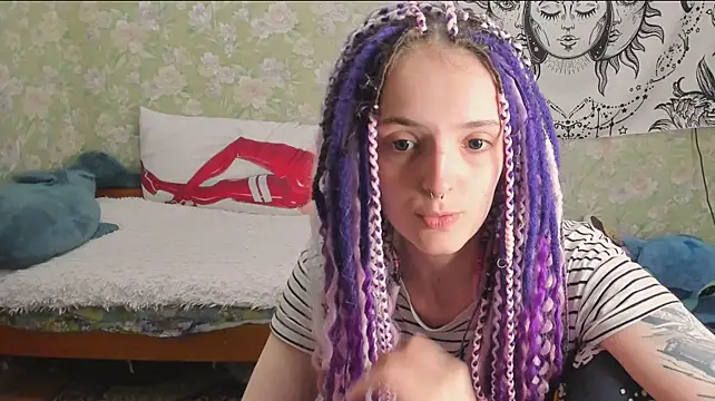 Czat XXX na żywo – Cutie_Adelia