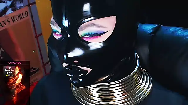 Roxyenergy লাইভ XXX চ্যাট