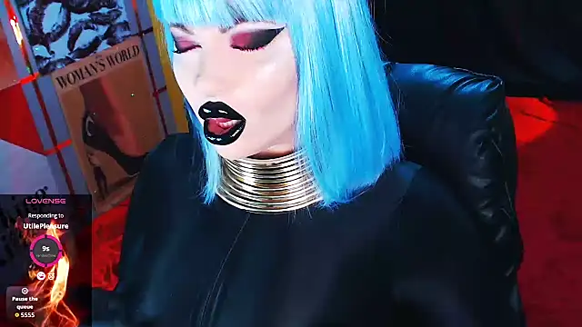 Roxyenergy live XXX chat