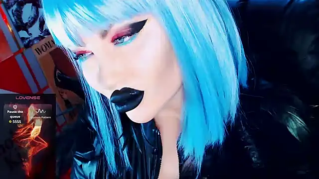 Roxyenergy Adlı Modelin Canlı XXX Sohbeti