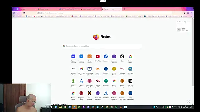 luckyjackie25: διαδικτυακό σόου στην κάμερα
