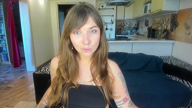 StacyTigerr élő XXX-chatje