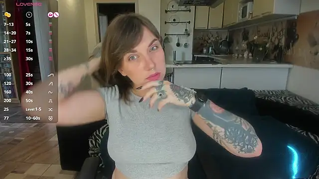צ'אט XXX בשידור חי של StacyTigerr
