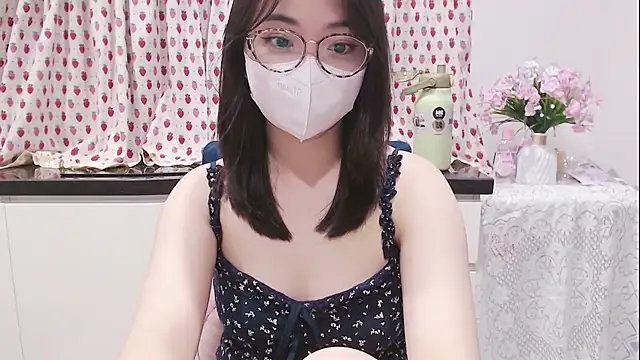 دردشة Rinasaki الجنسية المباشرة