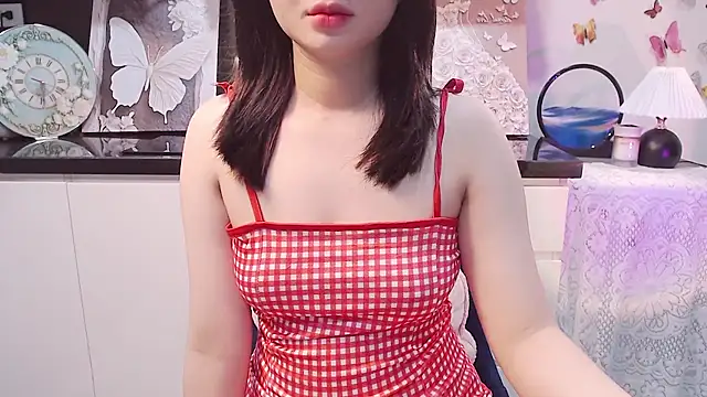 XXX chat uživo modela Rinasaki