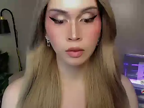 AlodiaOfCums Webcamshow