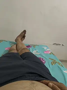 raj432112345 Show in webcam