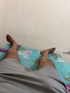 raj432112345 Show in webcam