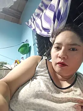 แชท XXX สดของ naughtiestmumknky99
