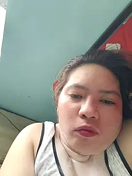 naughtiestmumknky99 Adlı Modelin Canlı XXX Sohbeti
