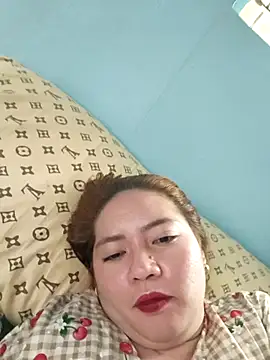 naughtiestmumknky99's Webcam Show