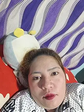 naughtiestmumknky99's Webcam Show
