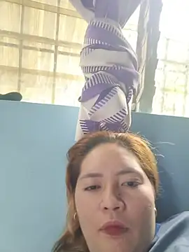 naughtiestmumknky99's Live XXX Chat
