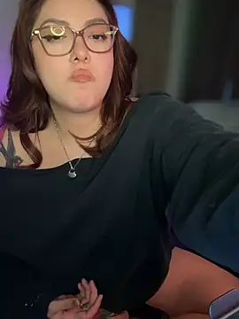 native_naya Show in webcam