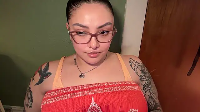 native_naya's Webcam Show