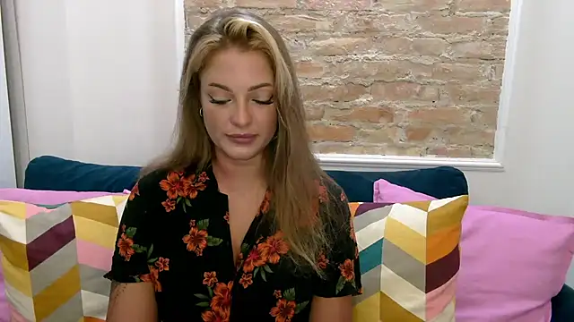 Chat XXX ao vivo de LilyBlondee