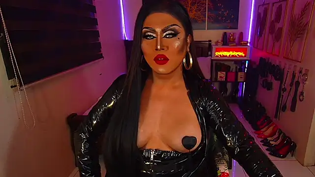 xCumOnOverMex Show in webcam