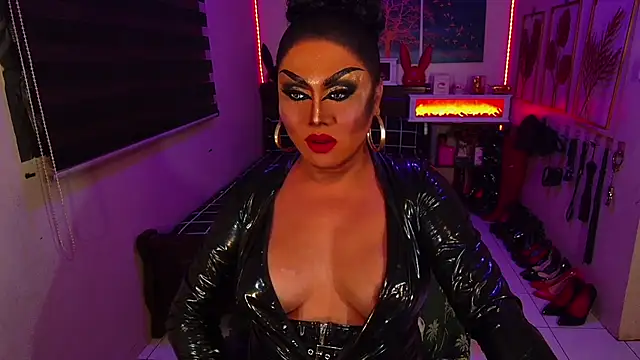 xCumOnOverMex Show in webcam
