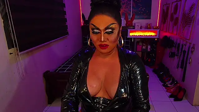 xCumOnOverMex webcam show