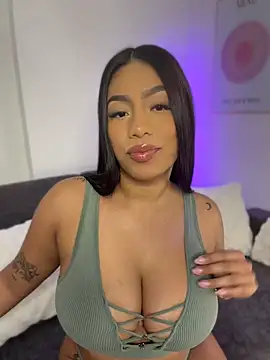 Sara_mocca_ Show Webcam