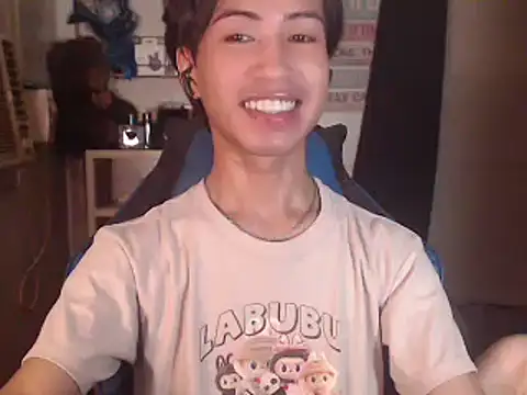 Yukino23 webcam show