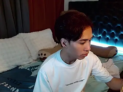 Skye_23's Webcam Show
