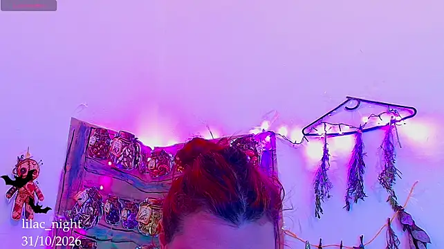 lilac_night33 Show in webcam