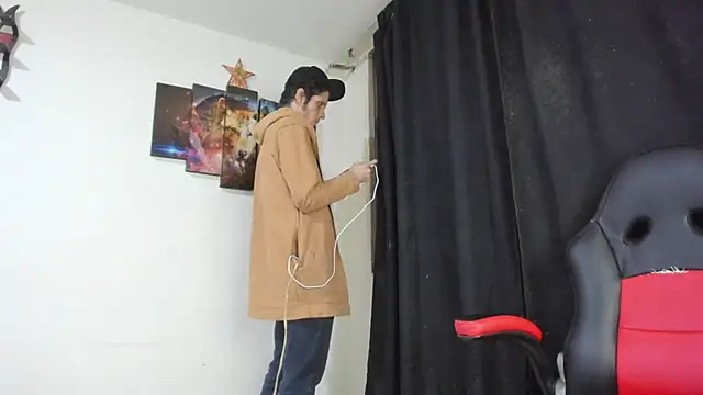 הופעת וובקאם של Jeff_Walton@xh