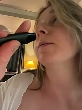 Vivian_MayXxX's Webcam Show