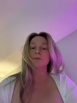 Vivian_MayXxX's Webcam Show