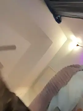 Pokazy przed kamerką – Vivian_MayXxX