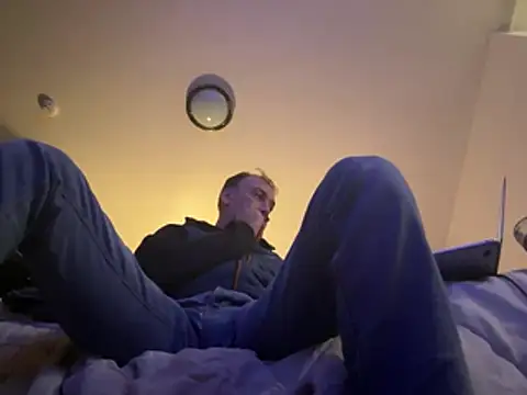 Wolfeman74 webkamerás műsora