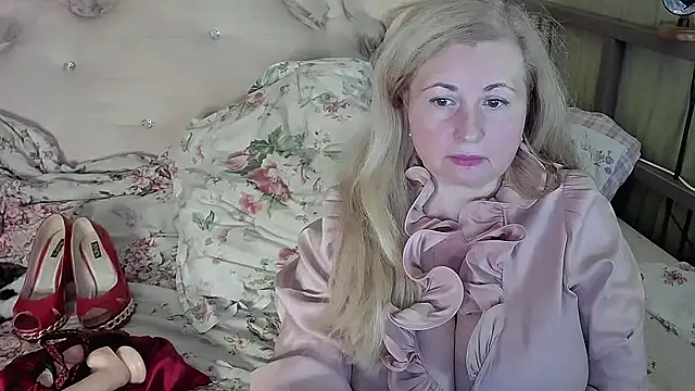 Webkamerová show BustyDonnaSexyy