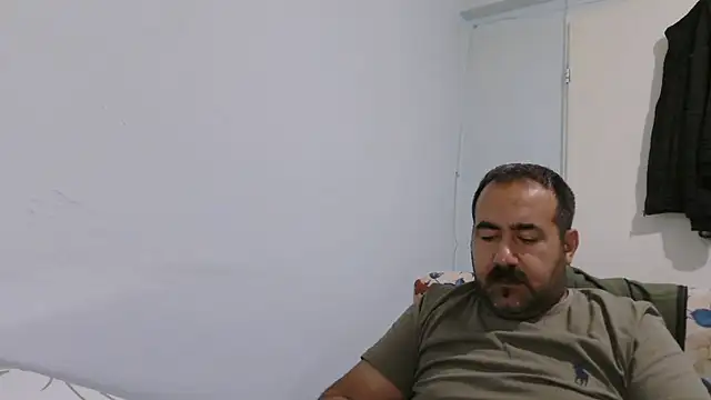 -dark-look- Show Webcam