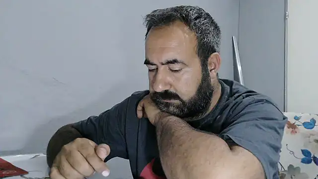 عرض كام -dark-look-