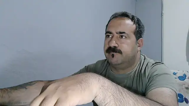 -dark-look- Show in webcam